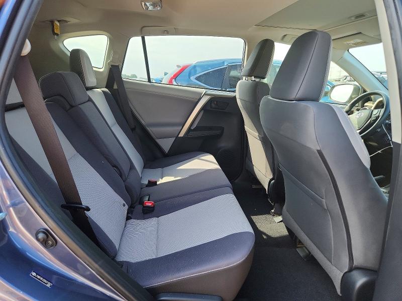 Photo 10 from auction – 2013 TOYOTA RAV4 with VIN JTMRFREV2D5019527