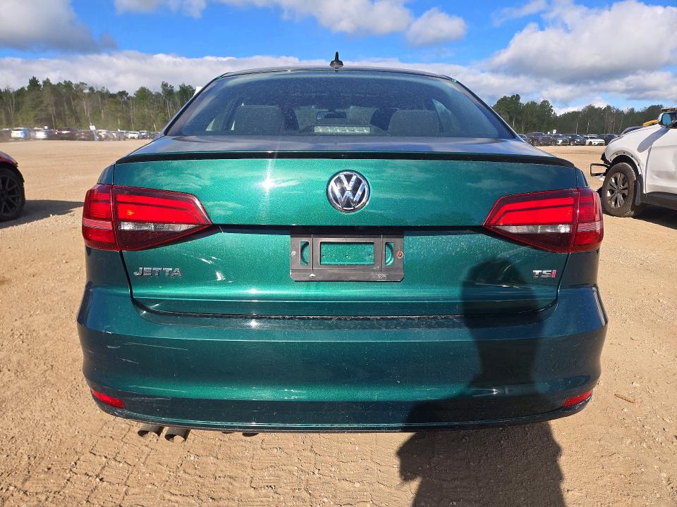 Photo 6 from auction – 2017 VOLKSWAGEN JETTA with VIN 3VWDB7AJXHM328611