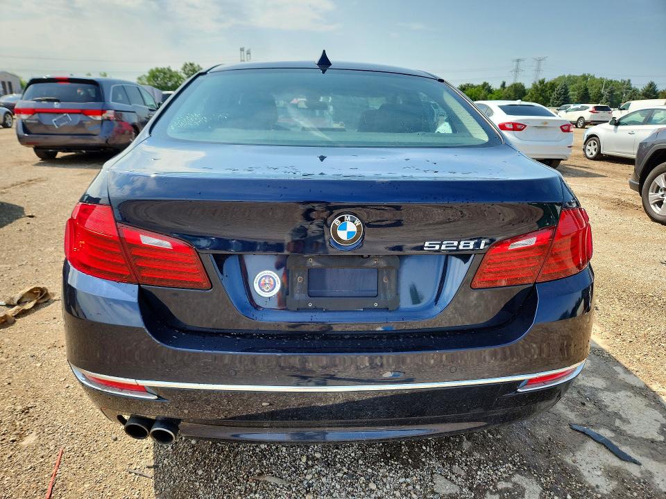 Photo 6 from auction – 2016 BMW 528 with VIN WBA5A7C59GG146964