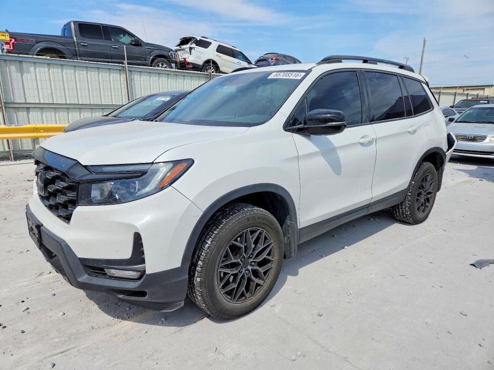 HONDA PASSPORT 2022 с VIN 5FNYF8H05NB018362 - Снимка от търг