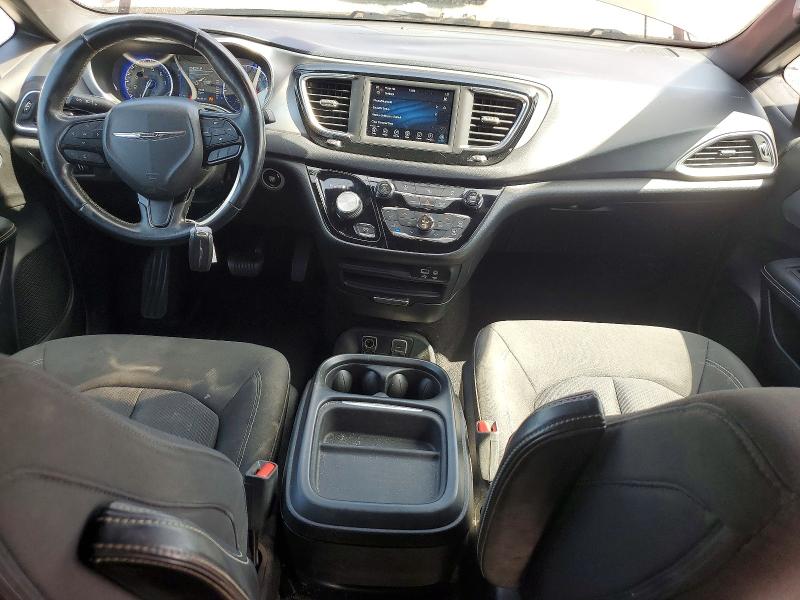 Photo 8 from auction – 2018 CHRYSLER PACIFICA with VIN 2C4RC1FG0JR361972