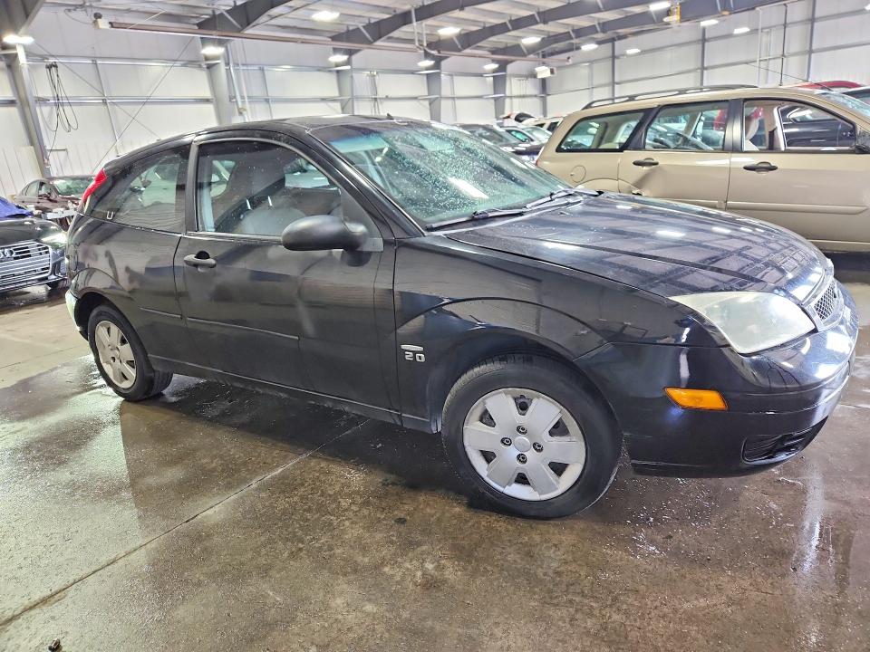 Photo 4 from auction – 2007 FORD FOCUS with VIN 1FAHP31N97W212371