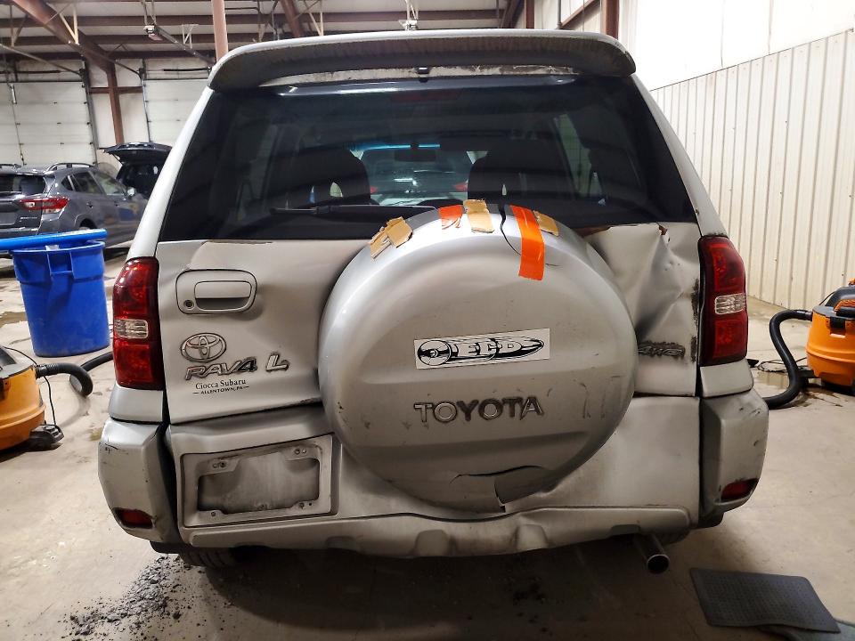 Photo 6 from auction – 2004 TOYOTA RAV4 with VIN JTEHD20V040027411