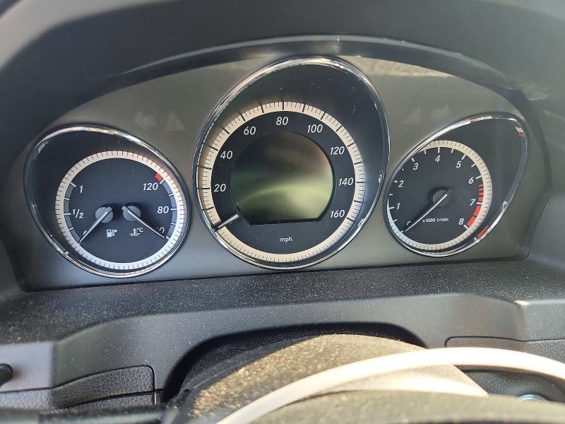 Photo 9 from auction – 2010 MERCEDES-BENZ C with VIN WDDGF8BB1AR118507