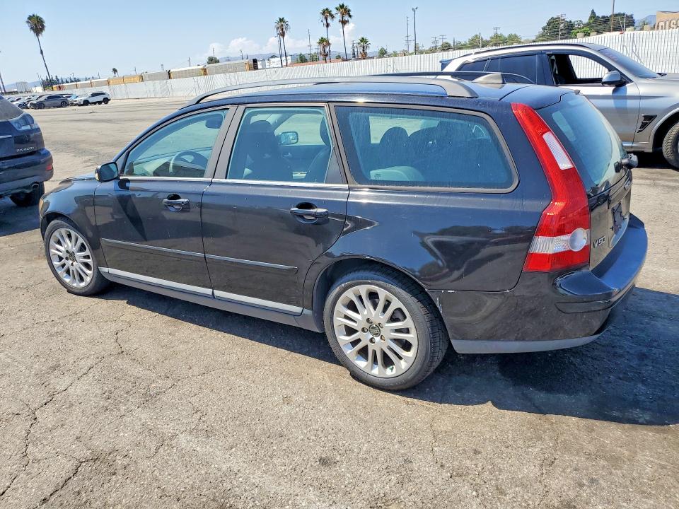 Photo 2 from auction – 2005 VOLVO V50 with VIN YV1MW390552094967