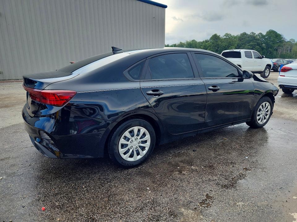 Photo 3 from auction – 2024 KIA FORTE with VIN 3KPF24ADXRE694942