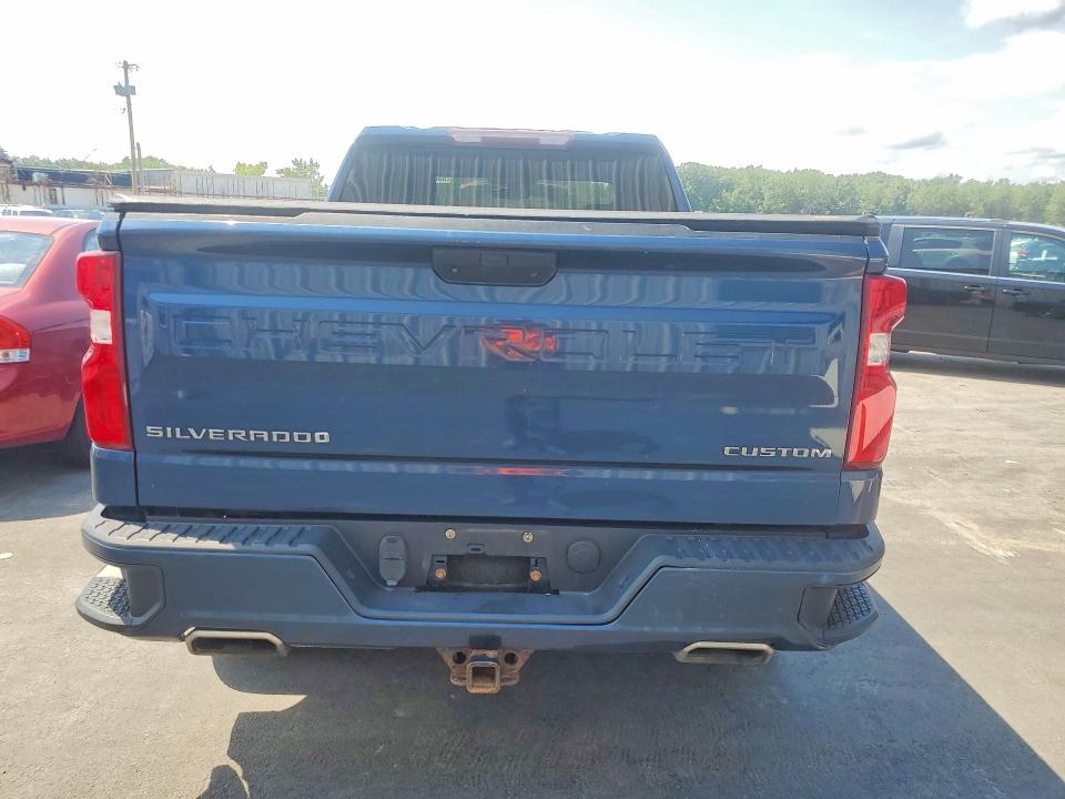 Photo 6 from auction – 2019 CHEVROLET SILVERADO with VIN 1GCRYBEFXKZ366314