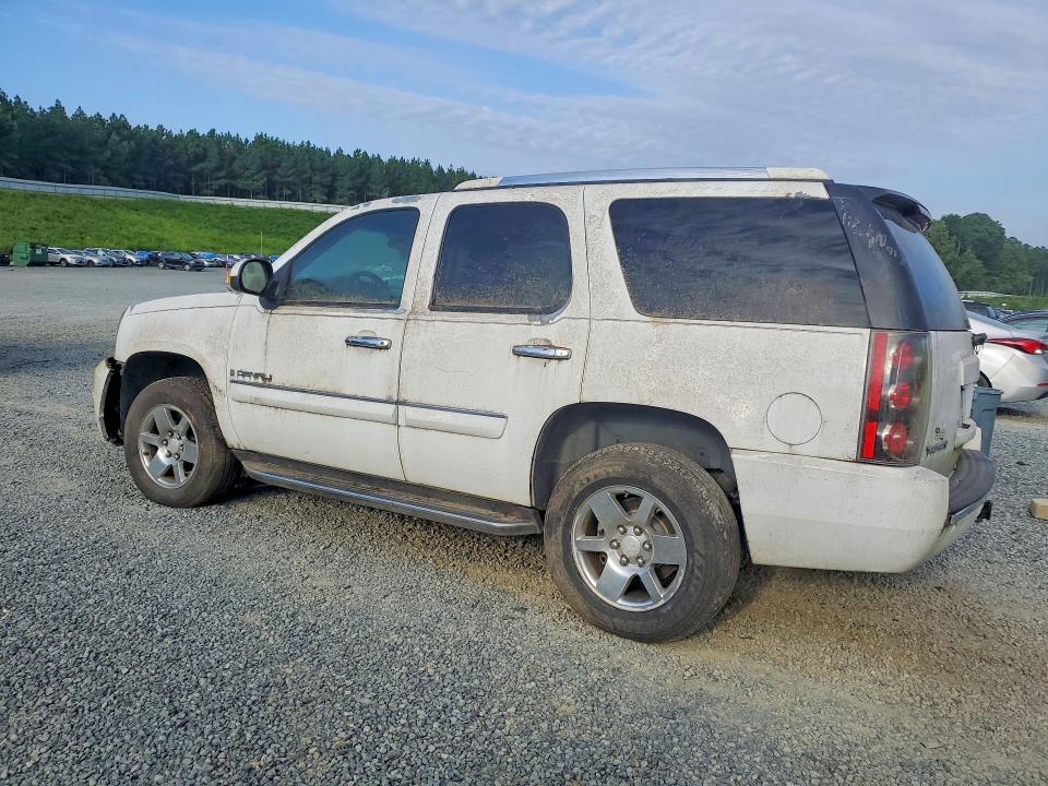 Photo 2 from auction – 2007 GMC YUKON with VIN 1GKFK63827J289853
