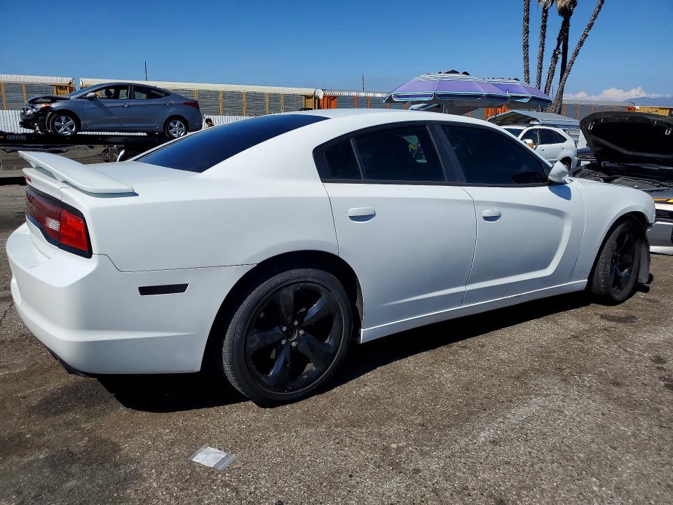 Фото 3 с аукциона – 2014 DODGE CHARGER с VIN 2C3CDXHG8EH353492