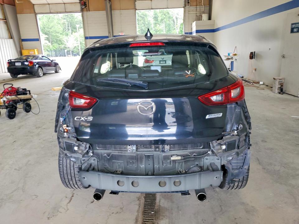 Photo 6 from auction – 2018 MAZDA CX-3 with VIN JM1DKDC78J1323896