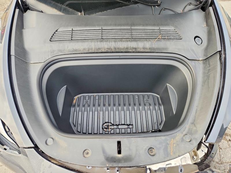 Foto 12 de la subasta – 2024 TESLA MODEL Y con VIN 7SAYGDEE0RF995133
