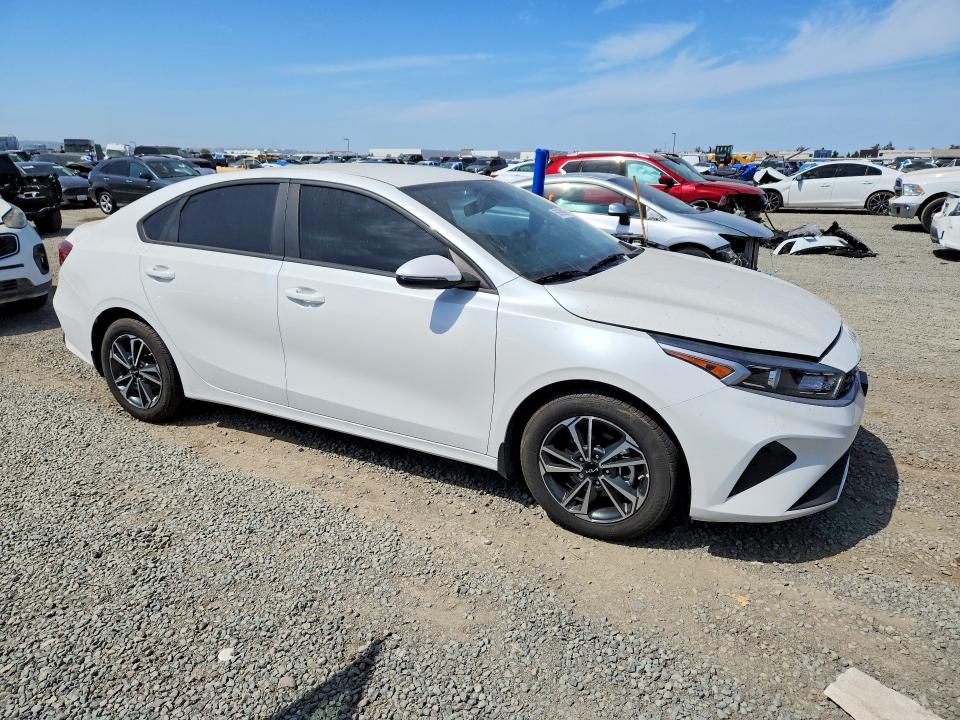 Photo 4 from auction – 2024 KIA FORTE with VIN 3KPF24AD7RE781200