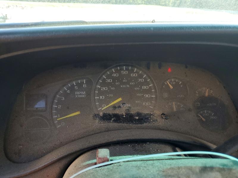 Photo 9 from auction – 2001 CHEVROLET SILVERADO with VIN 2GCEC19V511296320