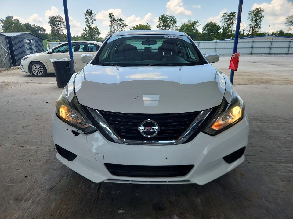 Photo 5 from auction – 2018 NISSAN ALTIMA with VIN 1N4AL3AP2JC269891