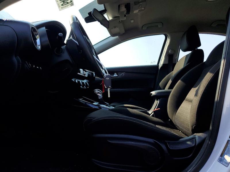 Photo 7 from auction – 2019 KIA FORTE with VIN 3KPF54AD7KE122756