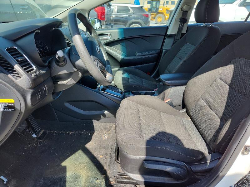 Photo 7 from auction – 2017 KIA FORTE with VIN 3KPFK4A72HE066074