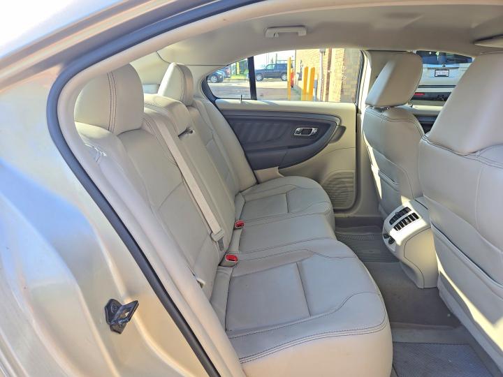 Photo 6 from auction – 2010 FORD TAURUS with VIN 1FAHP2HW0AG152636
