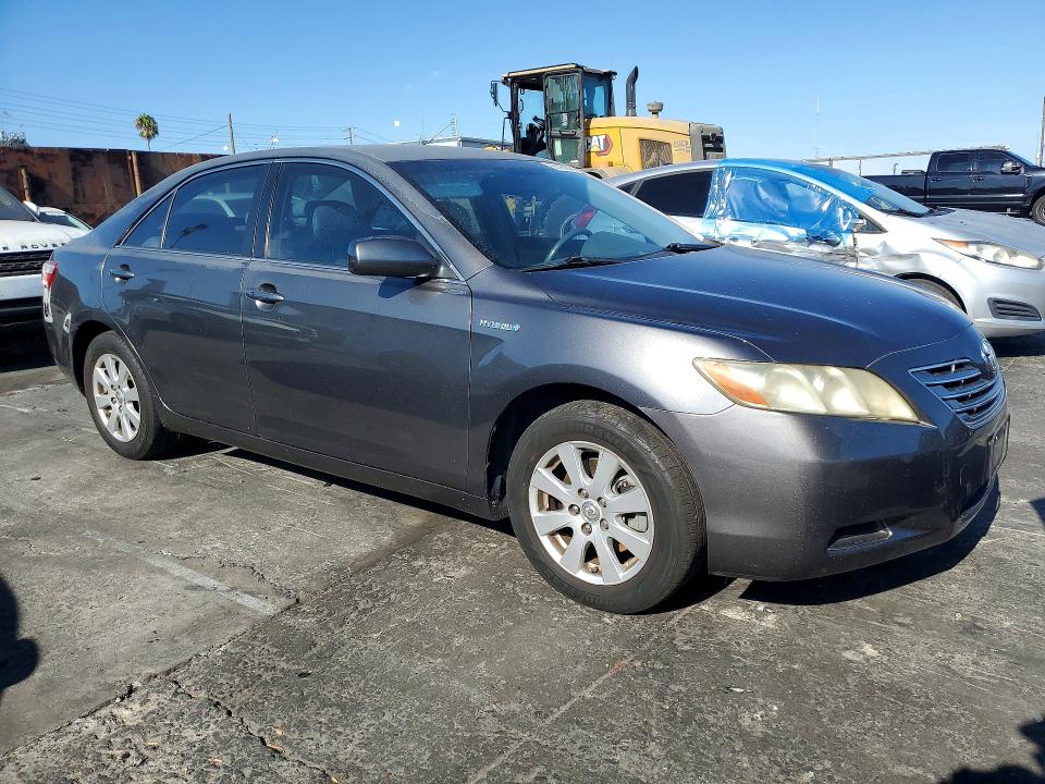 Photo 4 from auction – 2007 TOYOTA CAMRY with VIN JTNBB46K973010582