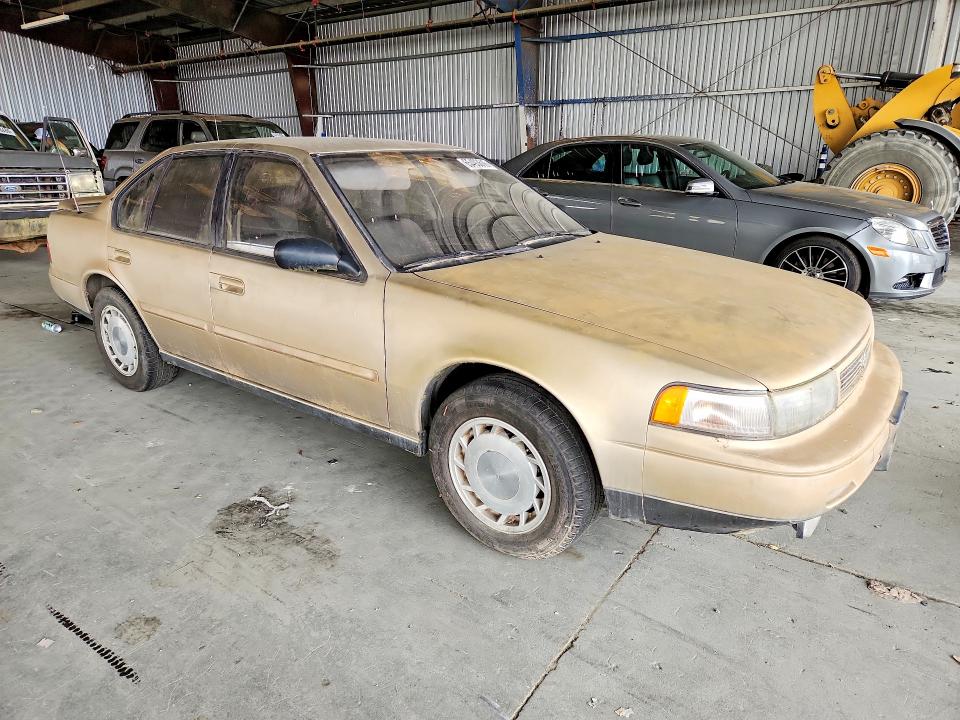Photo 4 from auction – 1992 NISSAN MAXIMA with VIN JN1EJ01F9NT107126