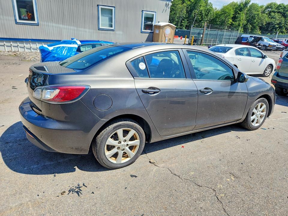 Photo 3 from auction – 2010 MAZDA 3 with VIN JM1BL1SG6A1265744