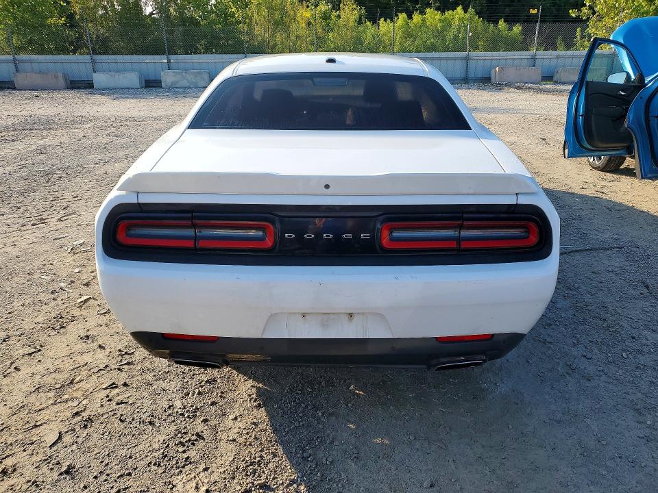 Photo 6 from auction – 2015 DODGE CHALLENGER with VIN 2C3CDZAG1FH775689