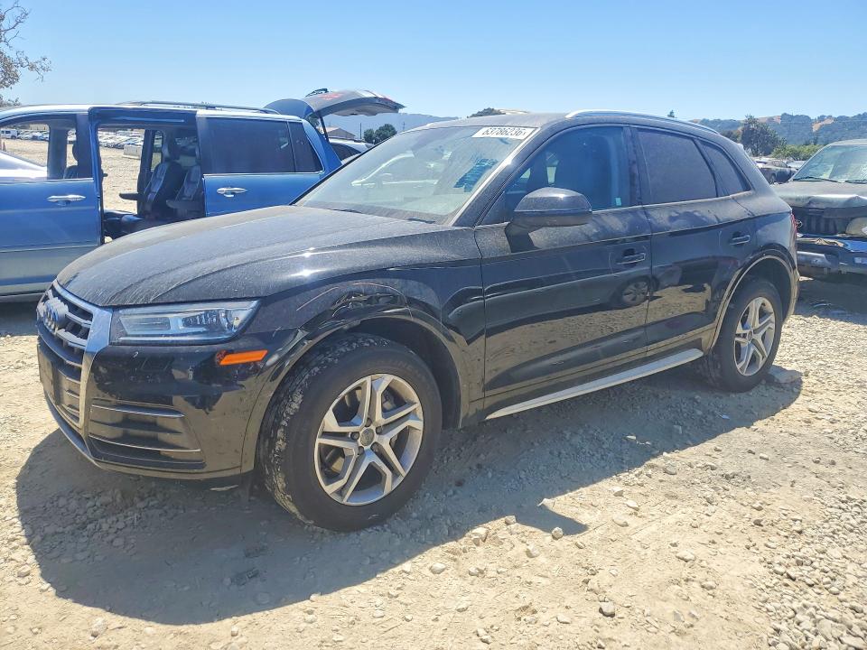 Photo 1 from auction – 2018 AUDI Q5 with VIN WA1ANAFY7J2221569
