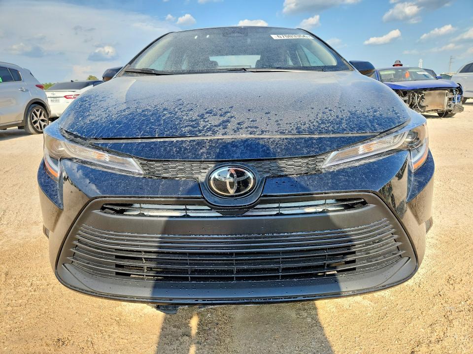 Foto 5 de la subasta – 2025 TOYOTA COROLLA con VIN 5YFB4MDE4SP286227