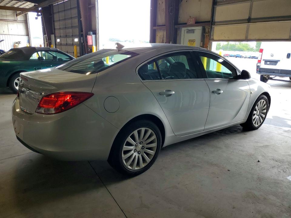 Photo 3 from auction – 2011 BUICK REGAL with VIN 2G4GN5EC4B9185495