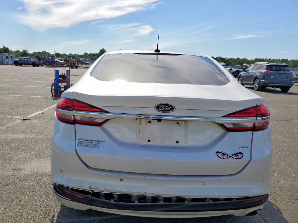 Photo 6 from auction – 2018 FORD FUSION with VIN 3FA6P0H71JR115446