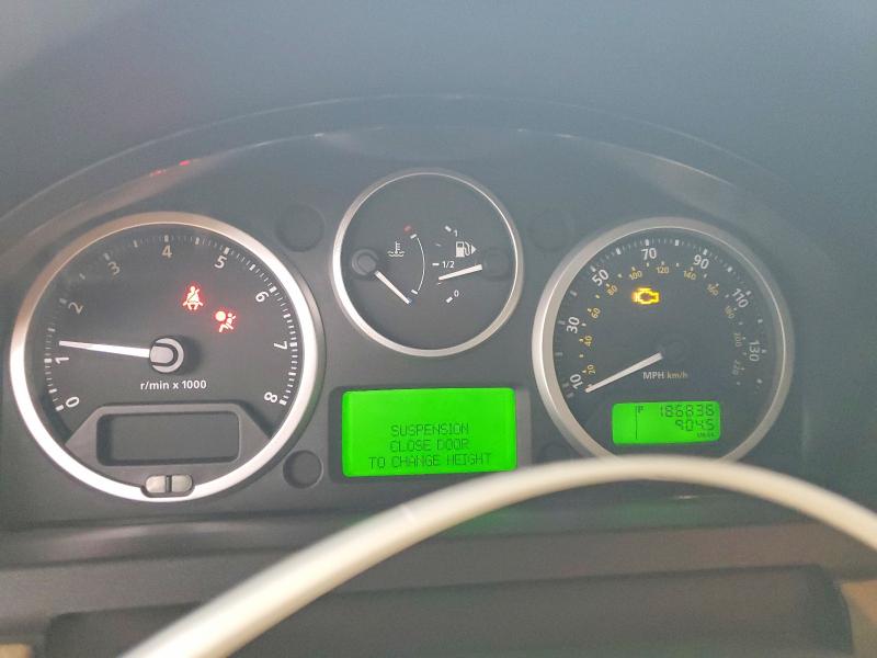 Photo 9 from auction – 2007 LAND ROVER LR3 with VIN SALAE25437A420779