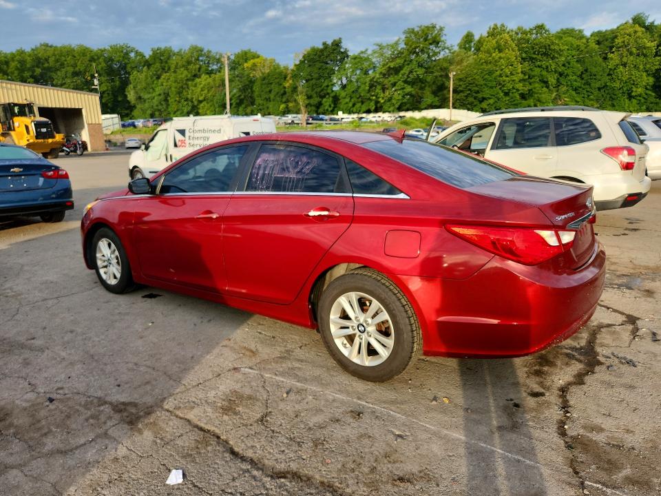 Photo 2 from auction – 2012 HYUNDAI SONATA with VIN 5NPEB4AC1CH438890