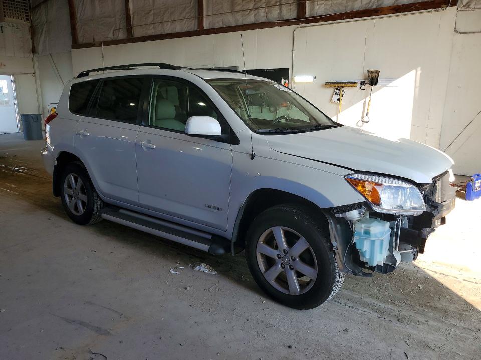Photo 4 from auction – 2006 TOYOTA RAV4 with VIN JTMZD31V265029776