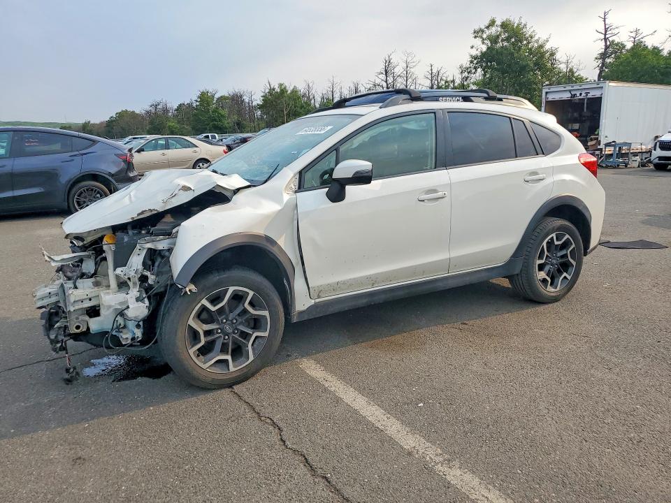 SUBARU CROSSTREK 2017 with VIN JF2GPANC1H8246301 - Photo from auction