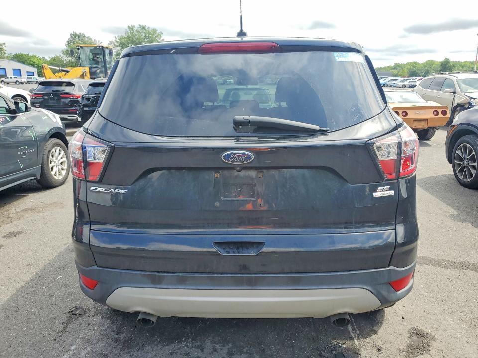 Photo 6 from auction – 2017 FORD ESCAPE with VIN 1FMCU0GD9HUD81308