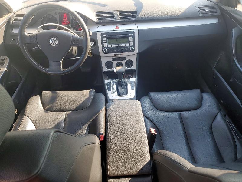 Photo 8 from auction – 2008 VOLKSWAGEN PASSAT with VIN WVWAK73C18E211672