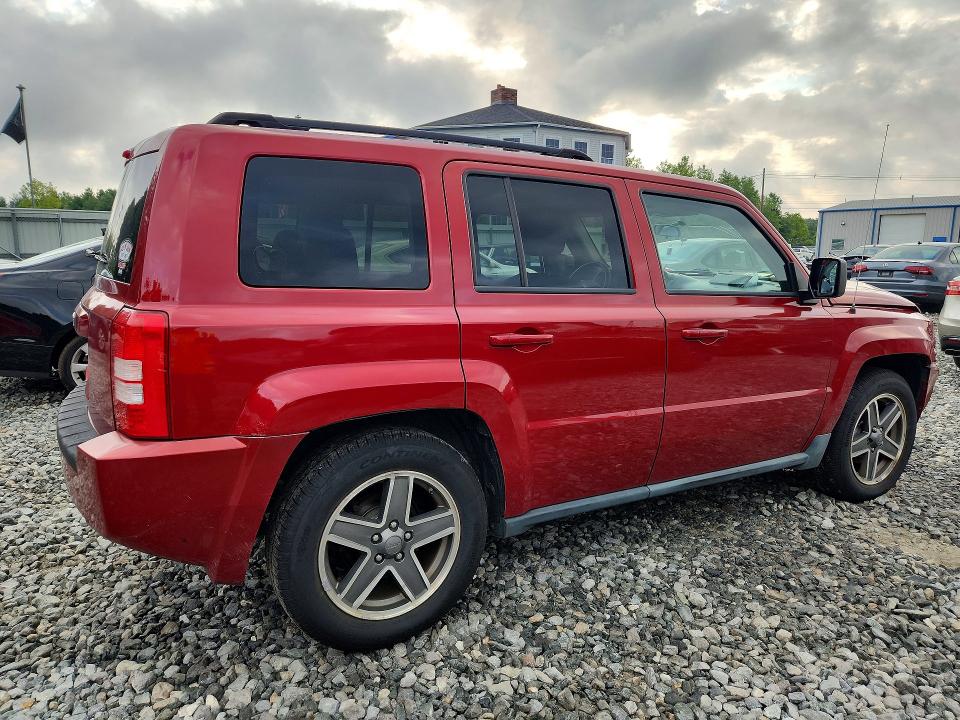 Photo 3 from auction – 2010 JEEP PATRIOT with VIN 1J4NF2GB2AD505825