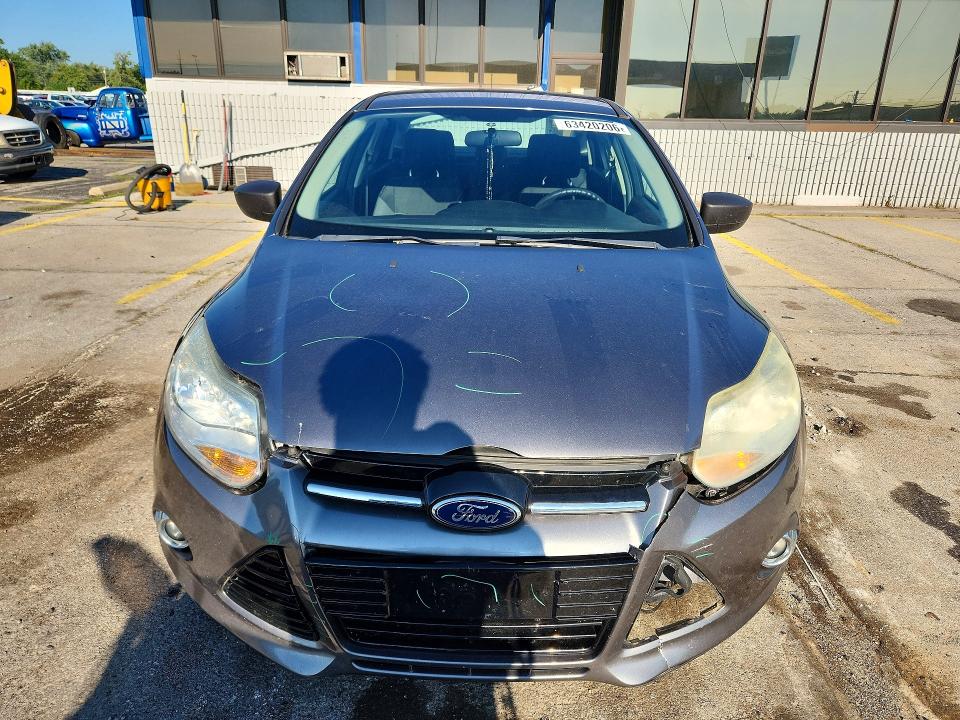 Photo 5 from auction – 2013 FORD FOCUS with VIN 1FADP3E2XDL225500