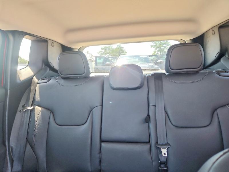 Photo 10 from auction – 2017 JEEP RENEGADE with VIN ZACCJADB1HPF71658