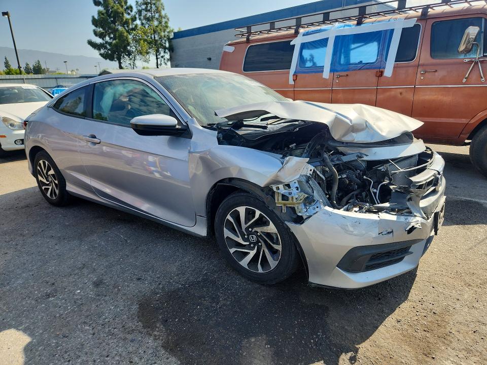 Photo 4 from auction – 2018 HONDA CIVIC with VIN 2HGFC4B58JH307514