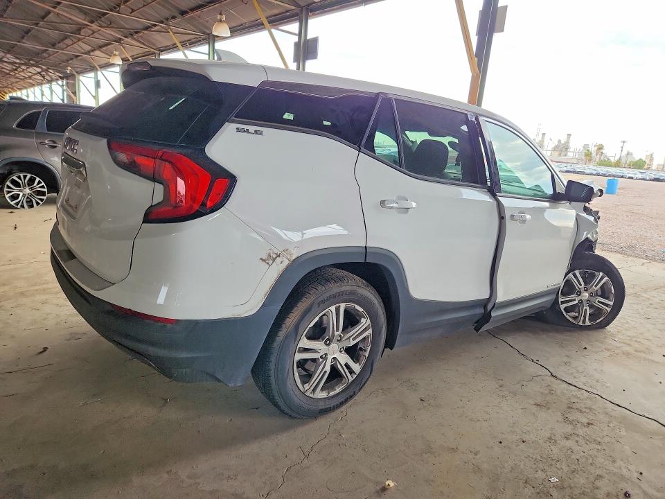 Photo 3 from auction – 2018 GMC TERRAIN with VIN 3GKALMEV0JL142185