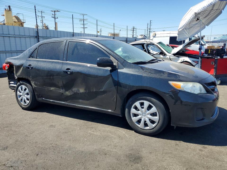 Photo 4 from auction – 2013 TOYOTA COROLLA with VIN 5YFBU4EE8DP144450