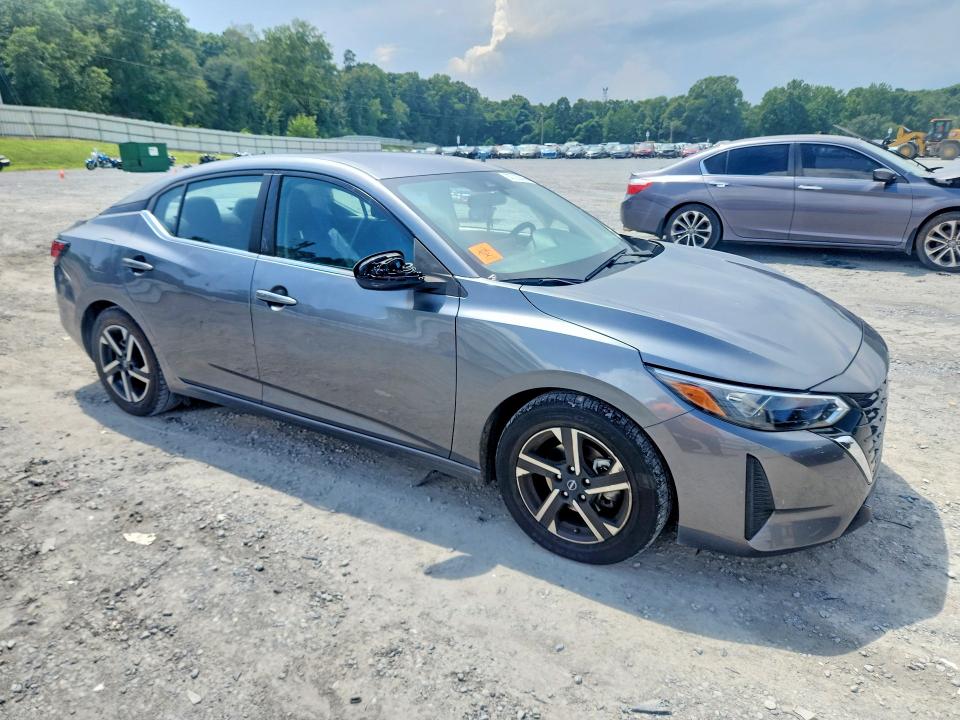 Photo 4 from auction – 2024 NISSAN SENTRA with VIN 3N1AB8CV1RY251863