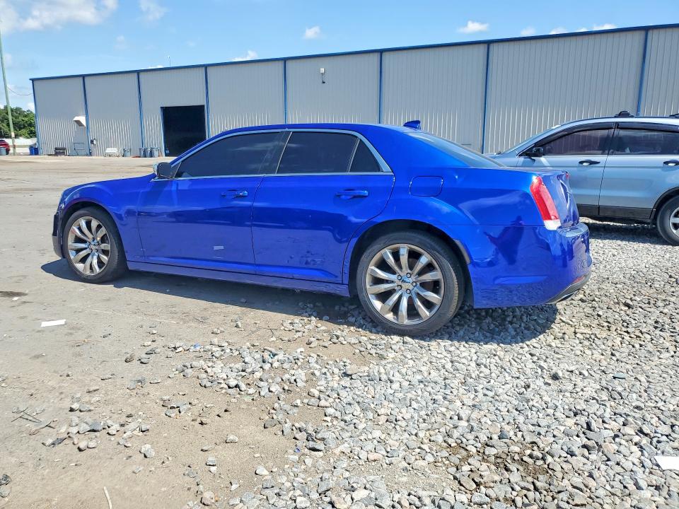 Photo 2 from auction – 2018 CHRYSLER 300 with VIN 2C3CCAAG4JH342011