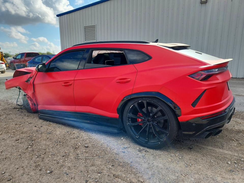 Photo 2 from auction – 2019 LAMBORGHINI URUS with VIN ZPBUA1ZL5KLA01799