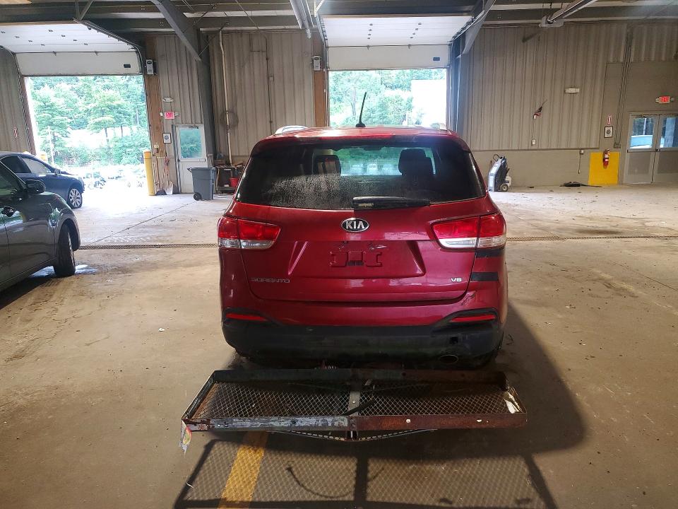 Photo 6 from auction – 2016 KIA SORENTO with VIN 5XYPGDA58GG094290