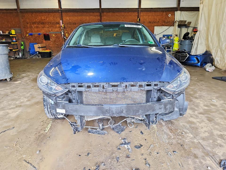 Photo 5 from auction – 2017 HYUNDAI ELANTRA with VIN 5NPD84LF3HH189744