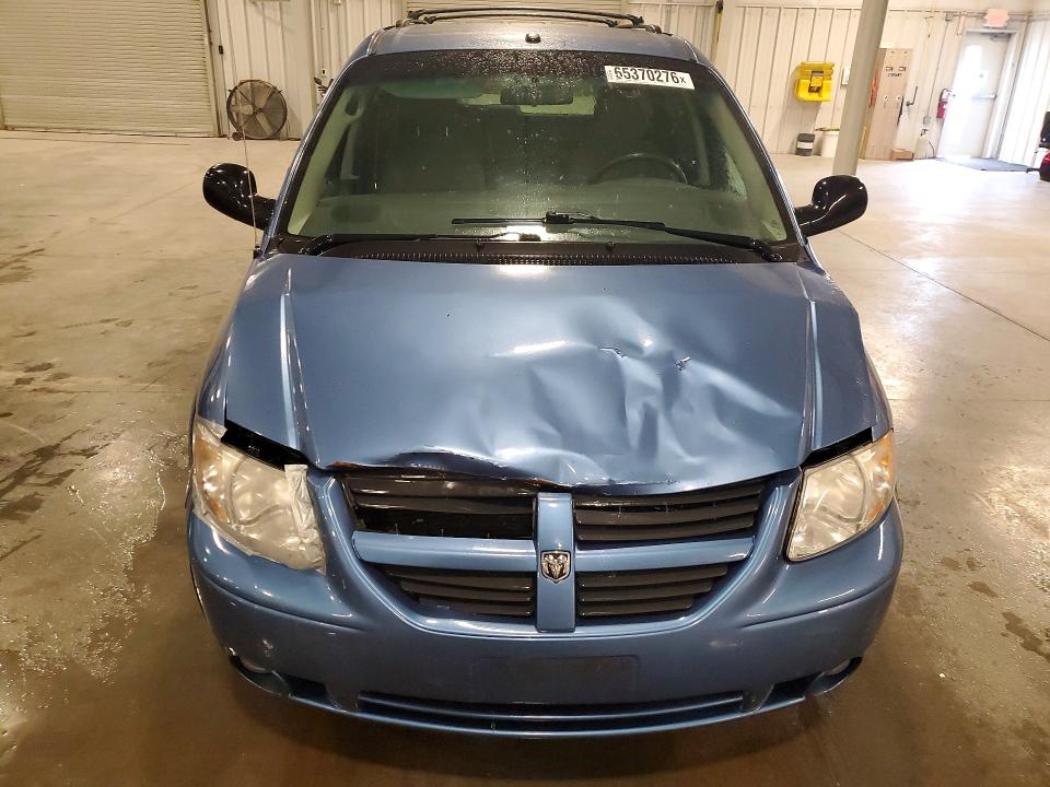 Photo 5 from auction – 2007 DODGE GRAND CARAVAN with VIN 2D4GP44L47R131165