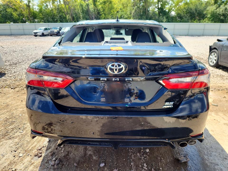 Photo 6 from auction – 2022 TOYOTA CAMRY with VIN 4T1G11BK5NU069536