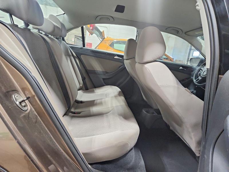 Photo 10 from auction – 2011 VOLKSWAGEN JETTA with VIN 3VW2K7AJ1BM068792