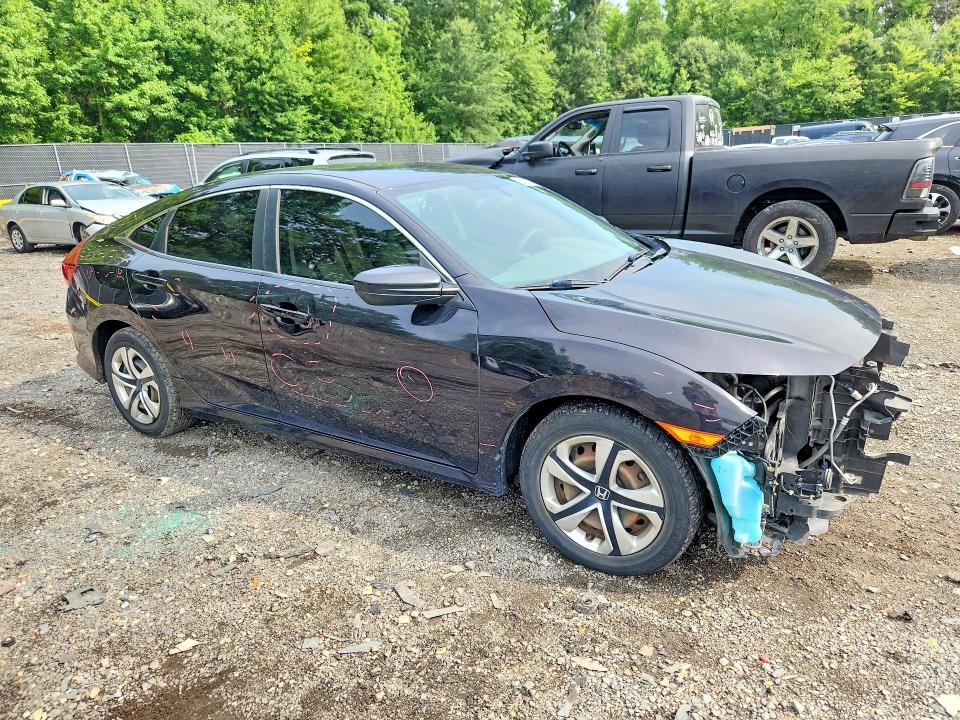 Photo 4 from auction – 2016 HONDA CIVIC with VIN 2HGFC2F50GH540620